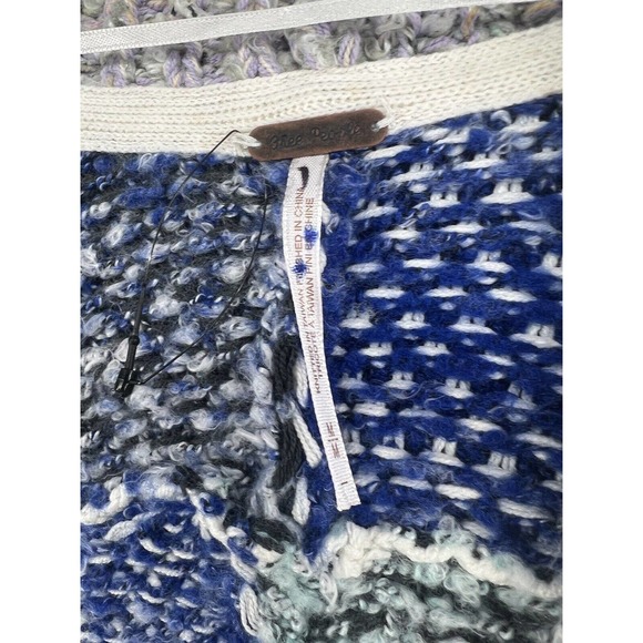 Free People Blue and White Sweater - Picture 5 of 9